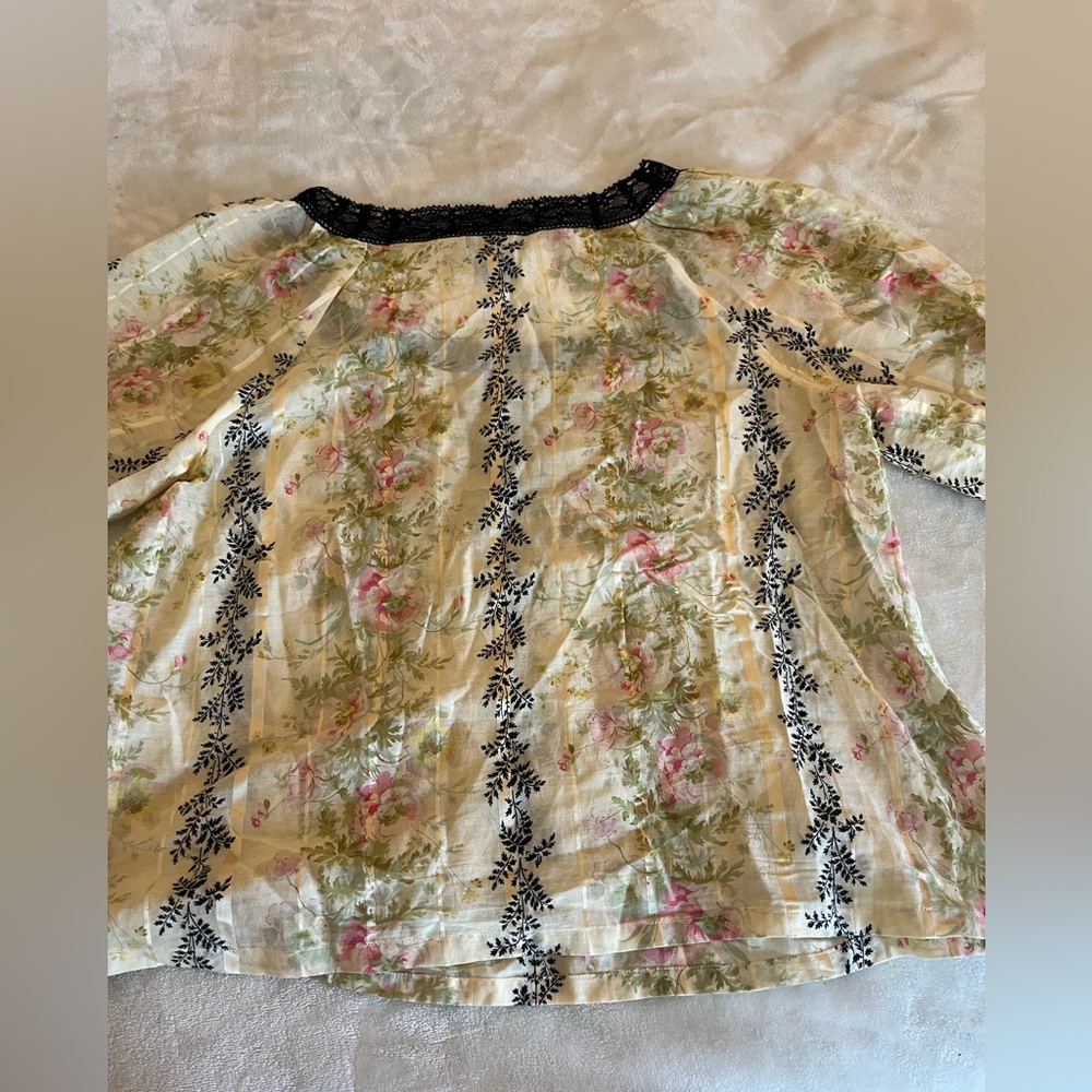 Anthropologie Fei Beautiful Pink and Black Lace Floral Blouse Shirt Size Small - Picture 4 of 7
